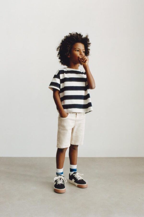 STRIPED T-SHIRT